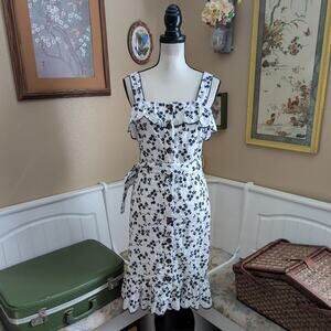 Ann taylor floral embroidered wiggle